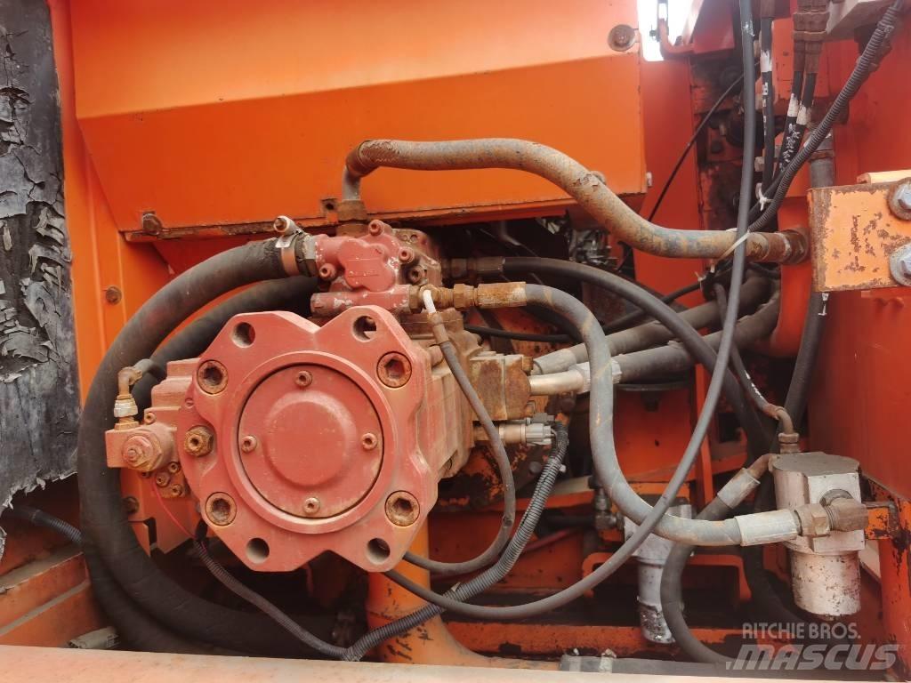 Doosan DH 210 W-7 حفارات بعجل