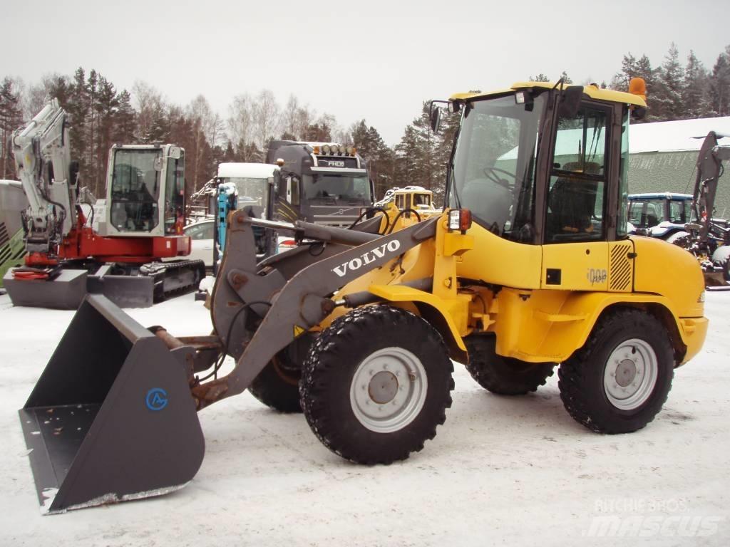 Volvo L 30 B Pro لوادر بعجل
