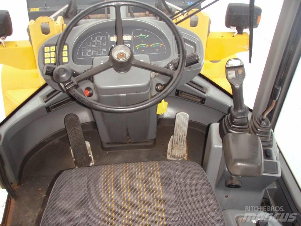 Volvo L 30 B Pro لوادر بعجل