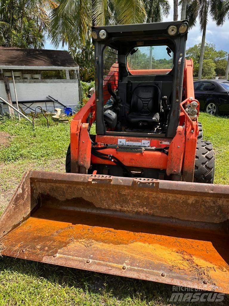 Kubota SSV 75 لوادر انزلاقية التوجيه