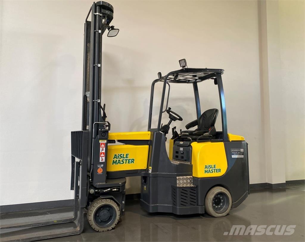 Combilift AM15SE شاحنة الممرات الضيقة