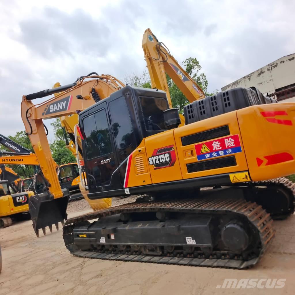 Sany SY 215 C حفارات زحافة