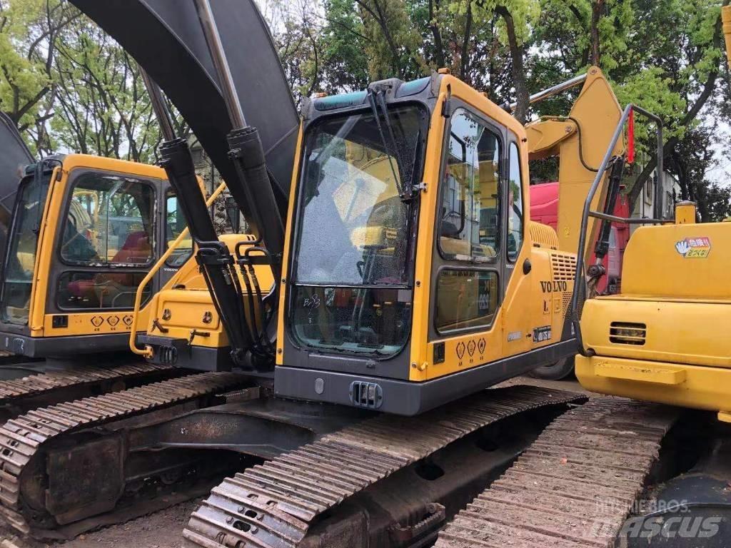 Volvo EC 210 B LC حفارات زحافة