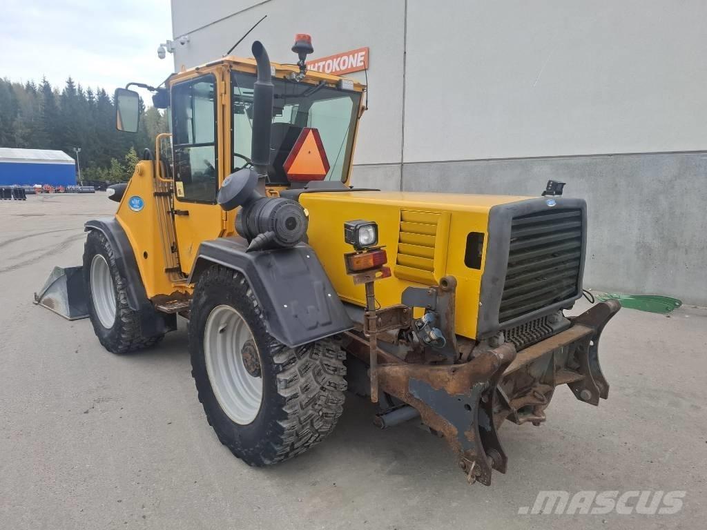 Wille 655B لوادر بعجل
