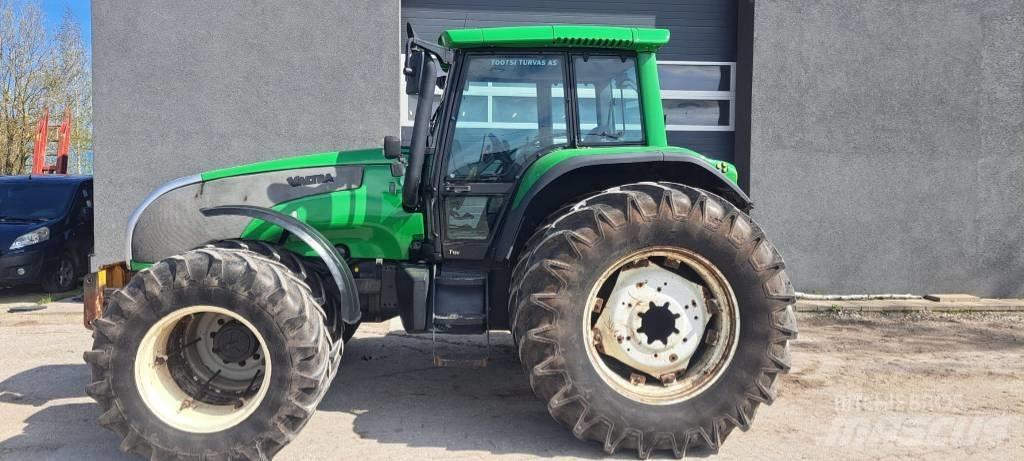Valtra T180-4 الجرارات