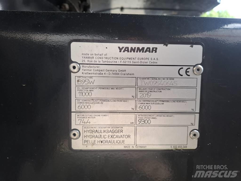 Yanmar B 95 W حفارات بعجل