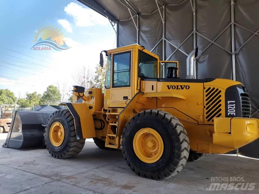 Volvo L 120 E لوادر بعجل