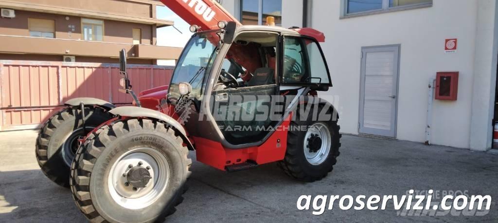 Manitou 940 معدات مناولة لأغراض الزراعة