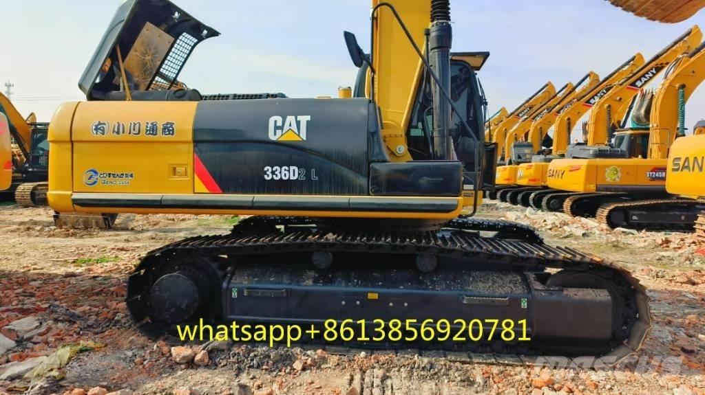 CAT 336 D حفارات زحافة