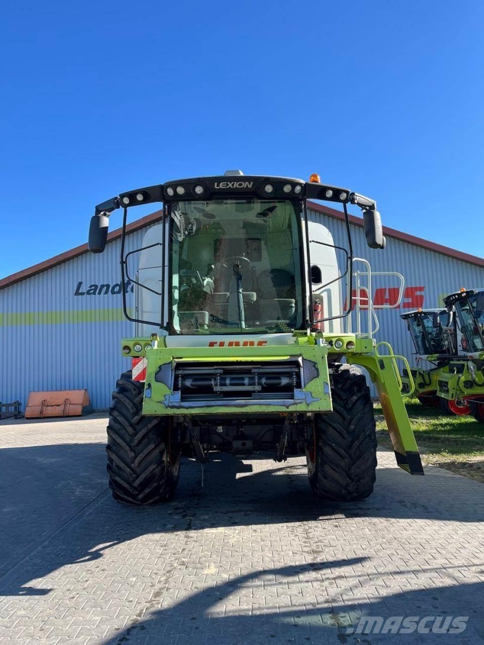 CLAAS Lexion 750 حصادات