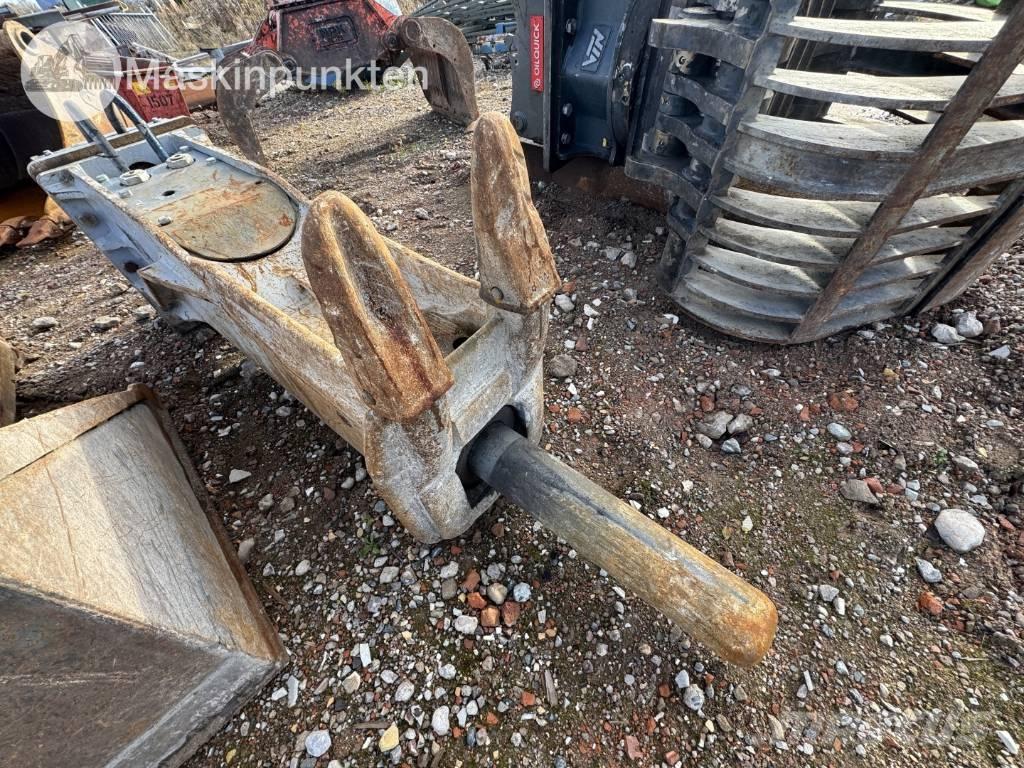 NPK DC-25 مطارق / كسارات