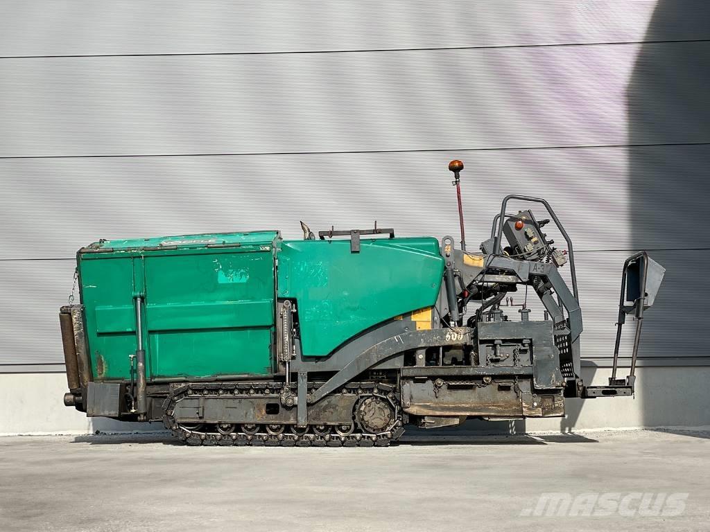 Vögele SUPER 600 معدات السفلتة