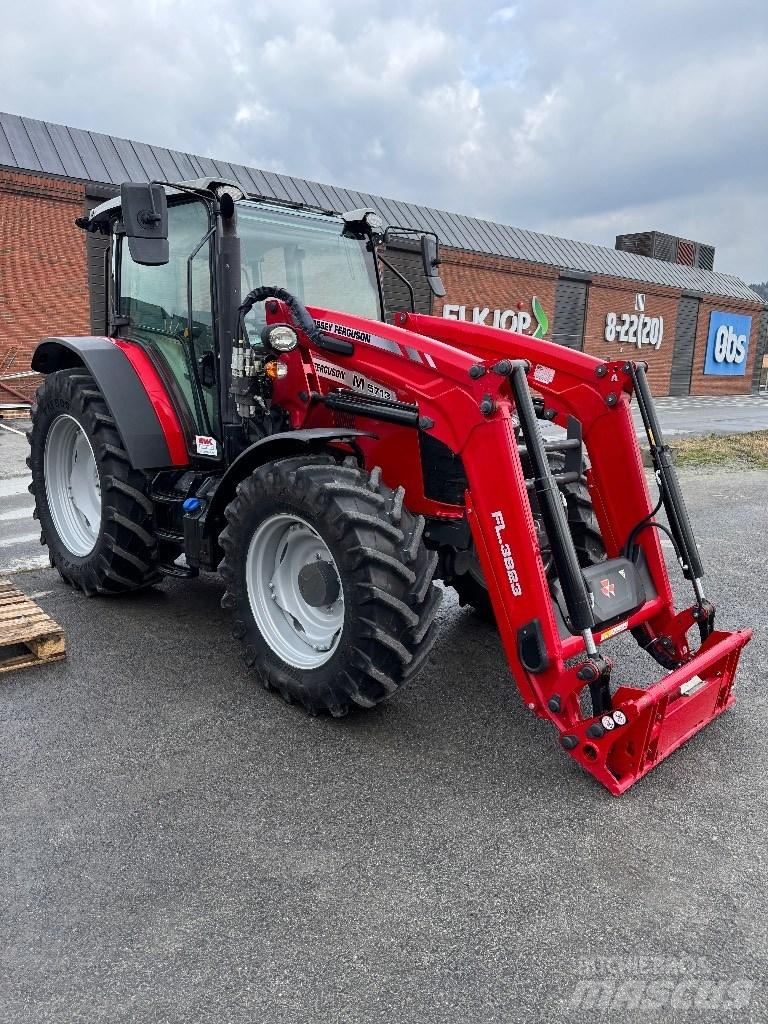 Massey Ferguson 5713 الجرارات