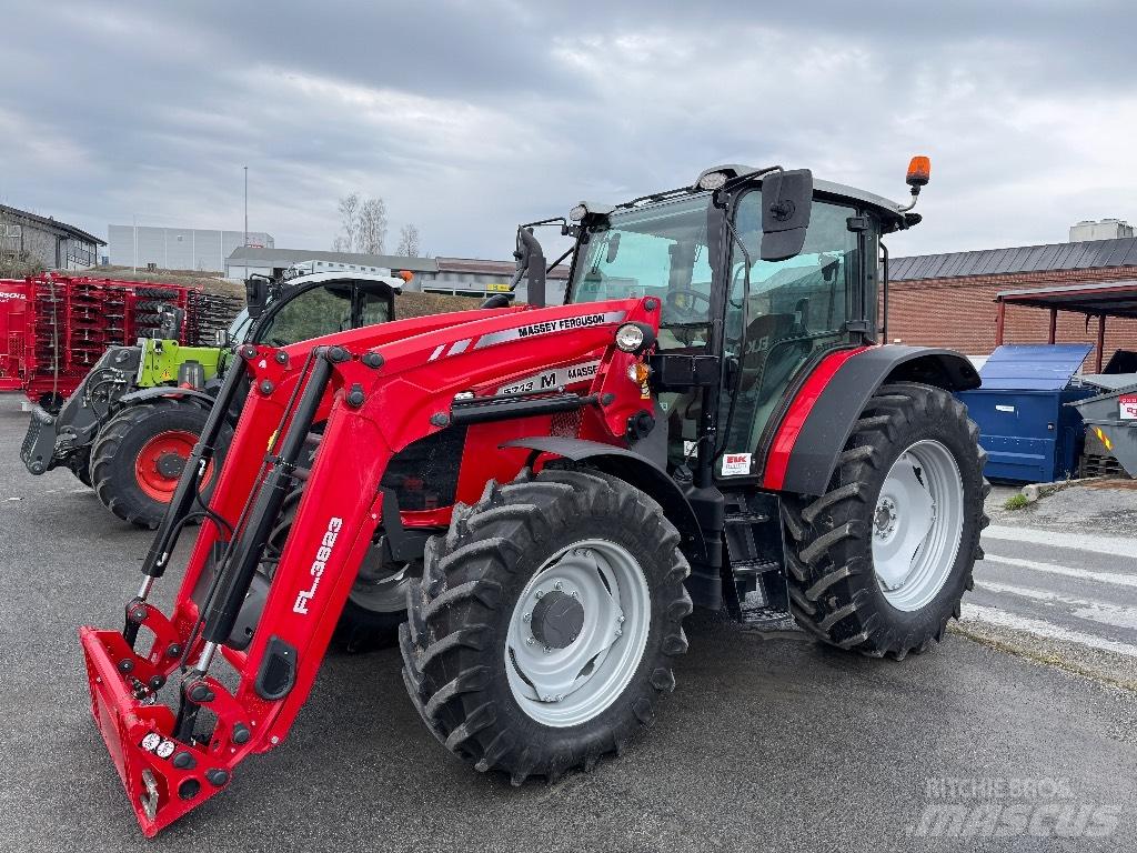 Massey Ferguson 5713 الجرارات