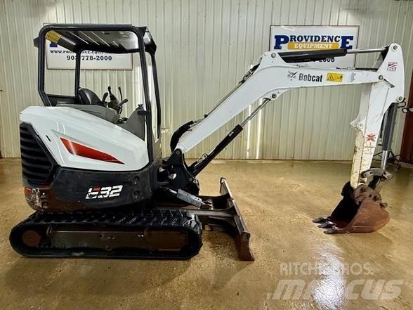 Bobcat E32i حفارات صغيرة أقل من 7 طن (حفارات صغيرة)