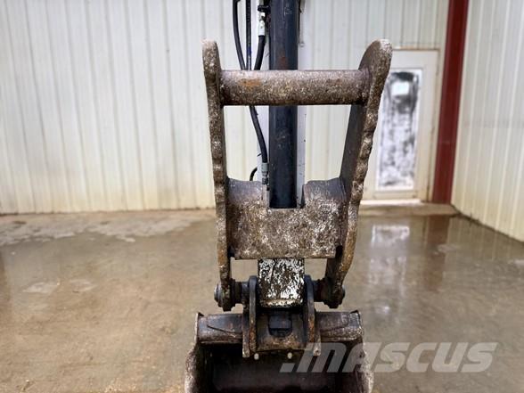 Bobcat E60 حفارات زحافة