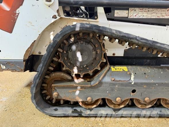 Bobcat T550 لوادر انزلاقية التوجيه