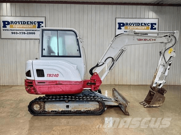 Bobcat T770 لوادر انزلاقية التوجيه