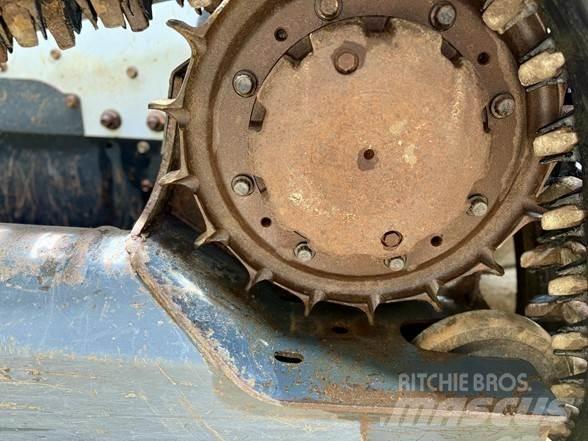 Bobcat T770 لوادر انزلاقية التوجيه