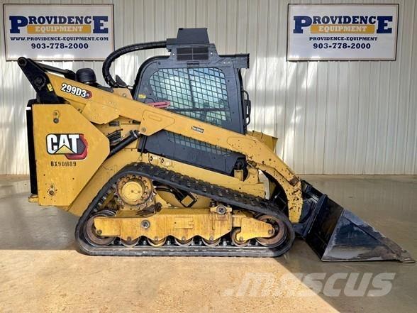 CAT 299D3 XE لوادر انزلاقية التوجيه
