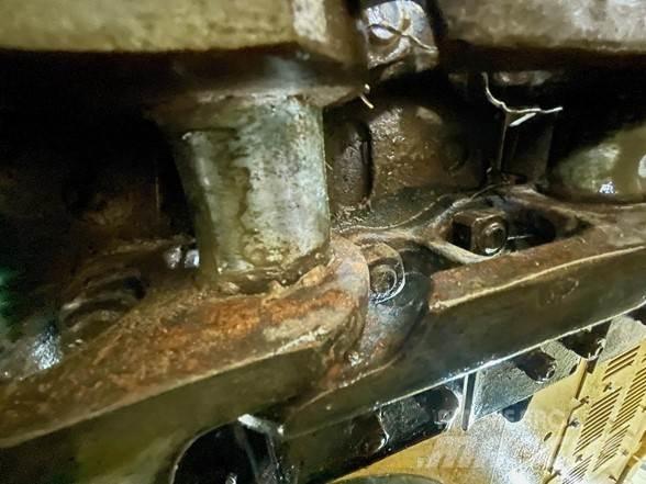 CAT 307.5 حفارات زحافة