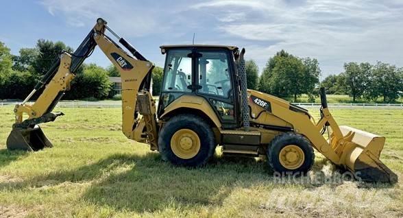 CAT 420F2 لوادر ذات جرافات عكسية