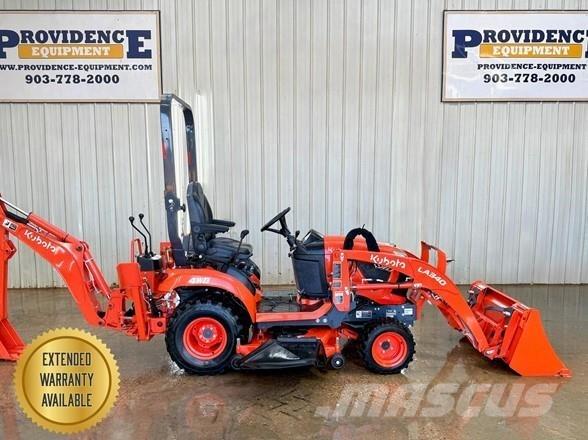 Kubota BX23 لوادر ذات جرافات عكسية