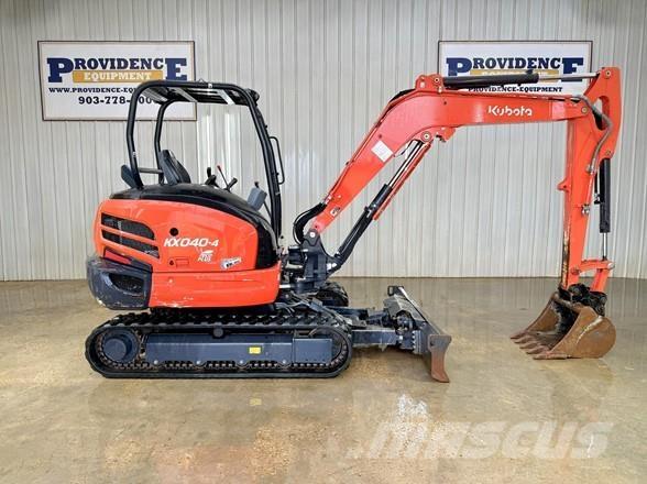 Kubota KX040-4 حفارات صغيرة أقل من 7 طن (حفارات صغيرة)