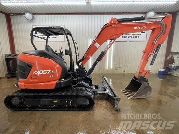 Kubota KX057-5 حفارات زحافة