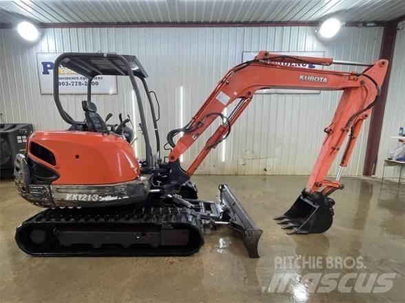 Kubota KX121-3 حفارات صغيرة أقل من 7 طن (حفارات صغيرة)