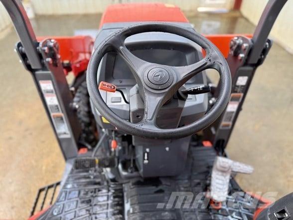 Kubota L47 لوادر ذات جرافات عكسية