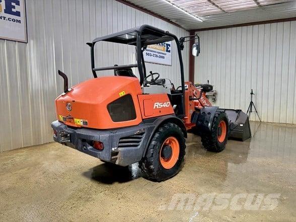 Kubota R540 لوادر بعجل