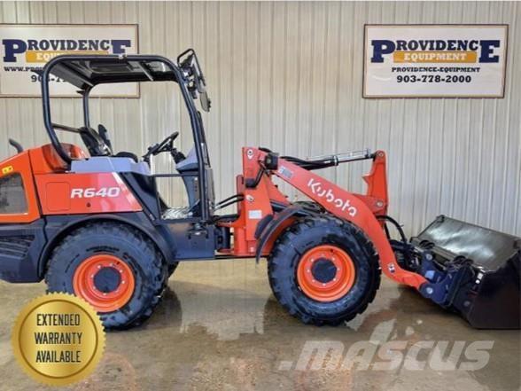 Kubota R640 لوادر بعجل