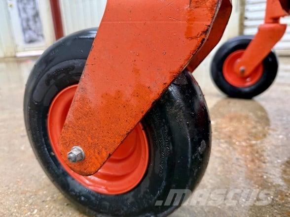 Kubota Z121S صفر محولا الدوران