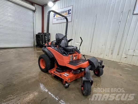 Kubota ZD1211 صفر محولا الدوران