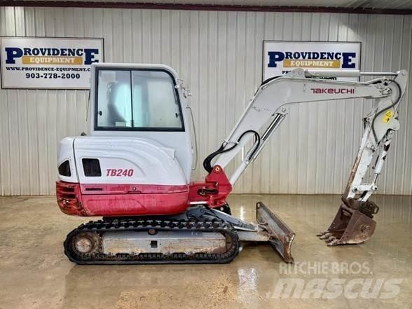 Takeuchi TB240 حفارات صغيرة أقل من 7 طن (حفارات صغيرة)