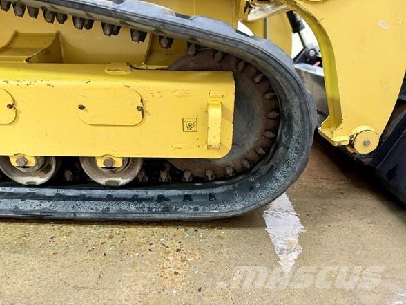 Yanmar T210 لوادر انزلاقية التوجيه