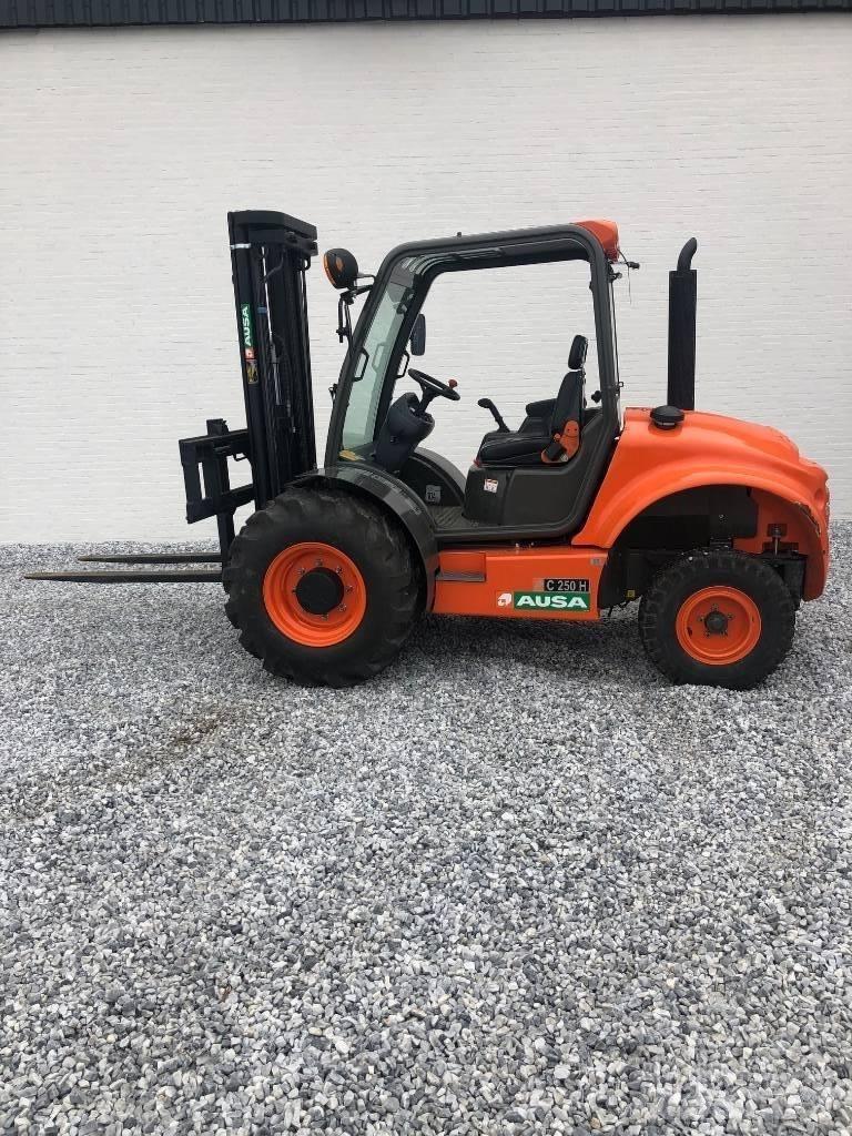 Ausa C 250 H X2 شاحنات الديزل