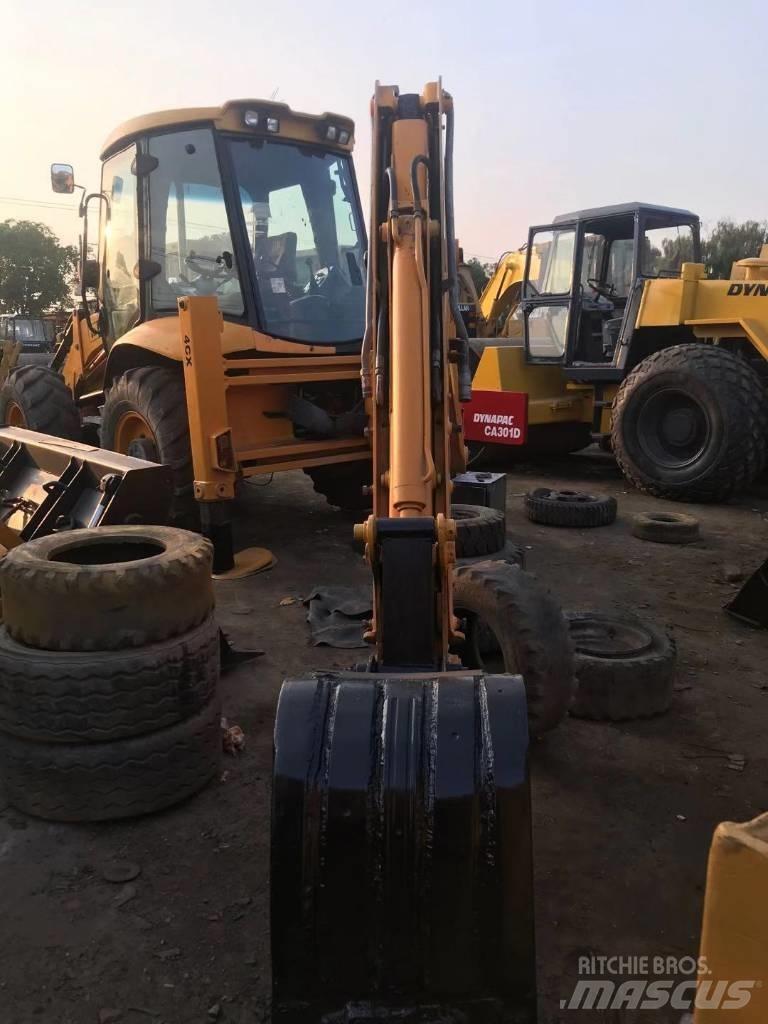 JCB 4CX لوادر ذات جرافات عكسية