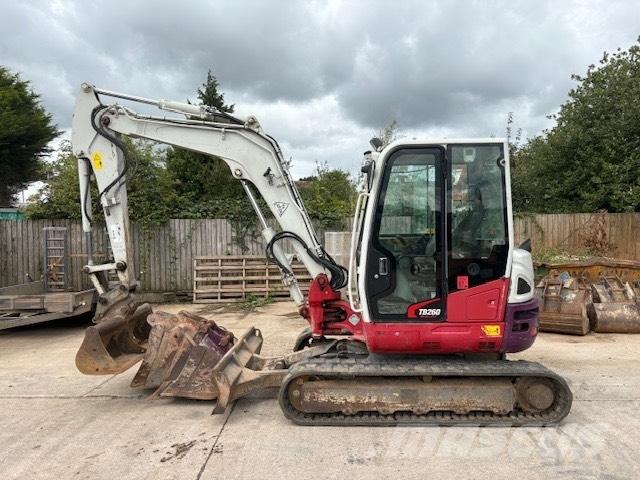 Takeuchi TB 260 حفارات صغيرة أقل من 7 طن (حفارات صغيرة)