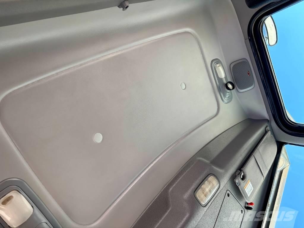 Peterbilt 389 وحدات الجر