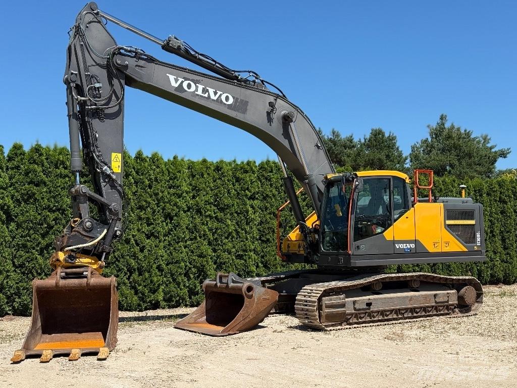 Volvo EC 300 EL حفارات زحافة