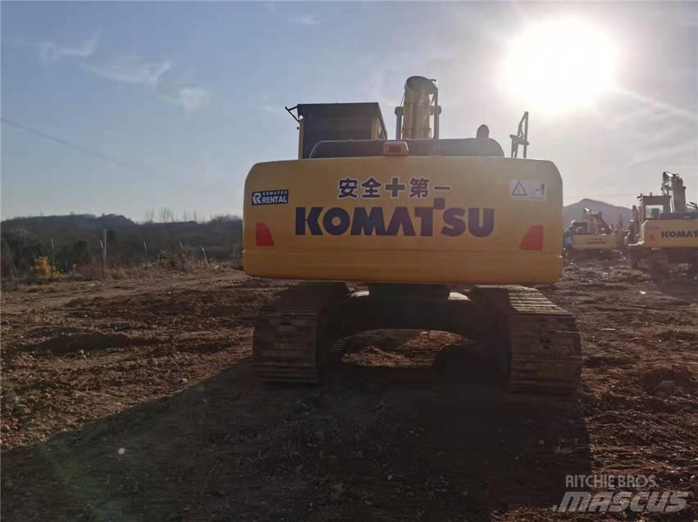 Komatsu PC 220-8 حفارات زحافة