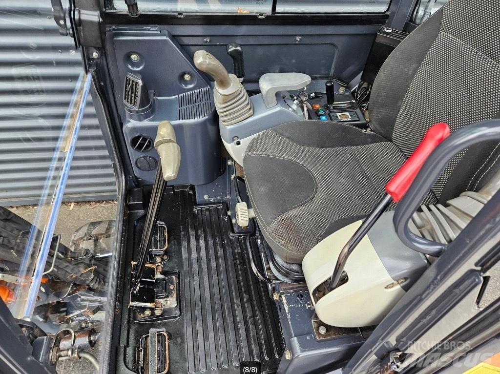 Hitachi ZX 18-3 CLR حفارات صغيرة أقل من 7 طن (حفارات صغيرة)