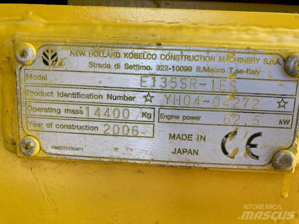 New Holland E 135 SR حفارات وسط 7 طن - 12 طن