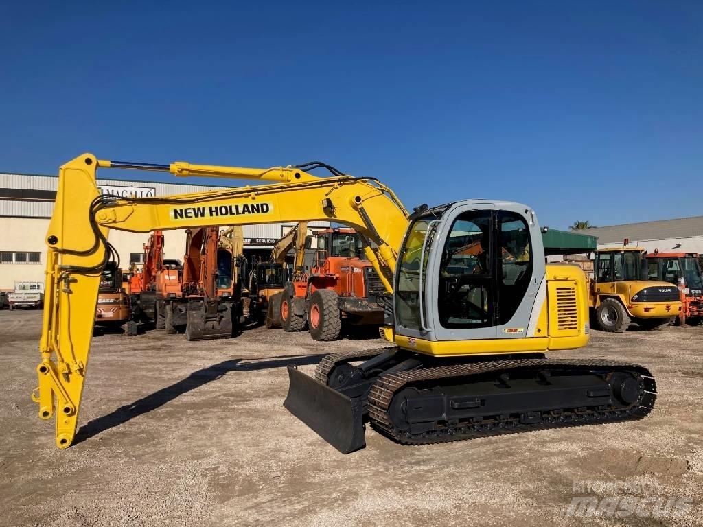 New Holland E 135 SR حفارات وسط 7 طن - 12 طن