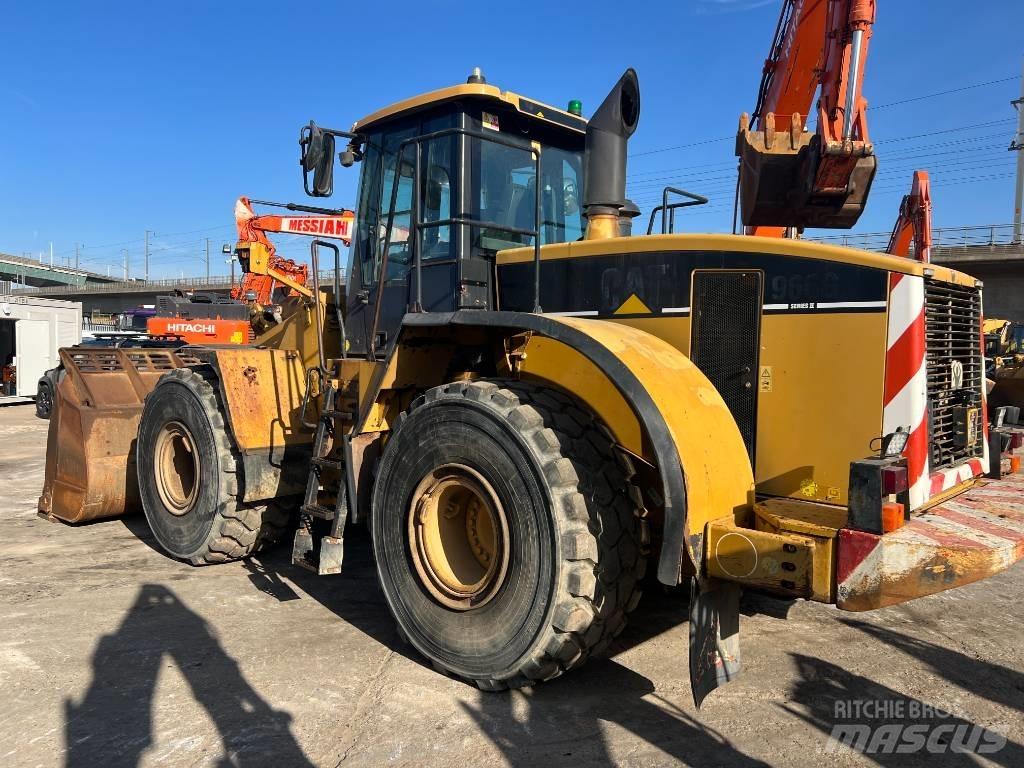 CAT 966 G II لوادر بعجل