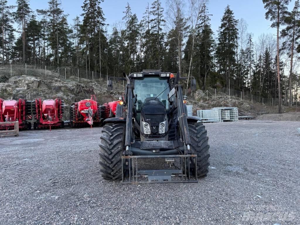 Valtra N163 Direct الجرارات