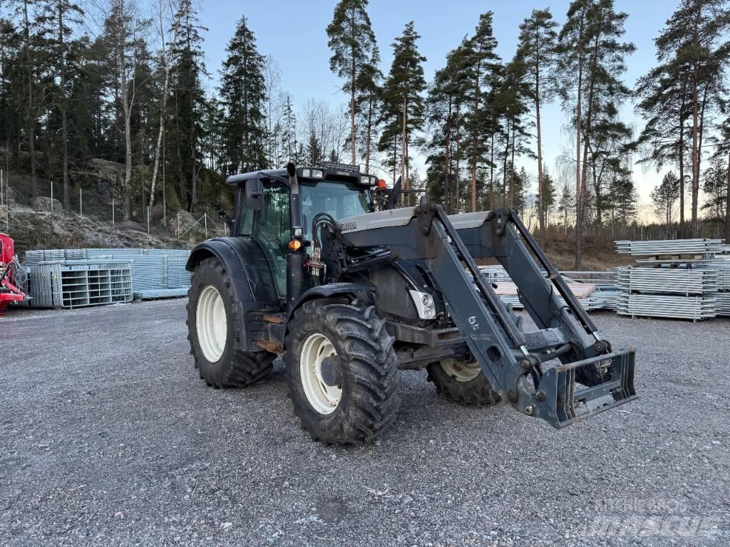 Valtra N163 Direct الجرارات