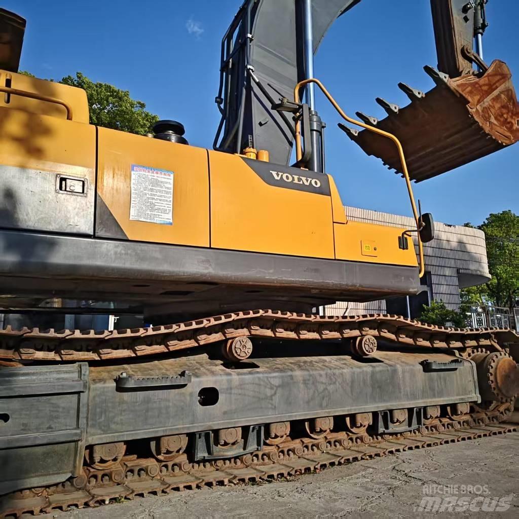 Volvo EC 480 D L حفارات زحافة